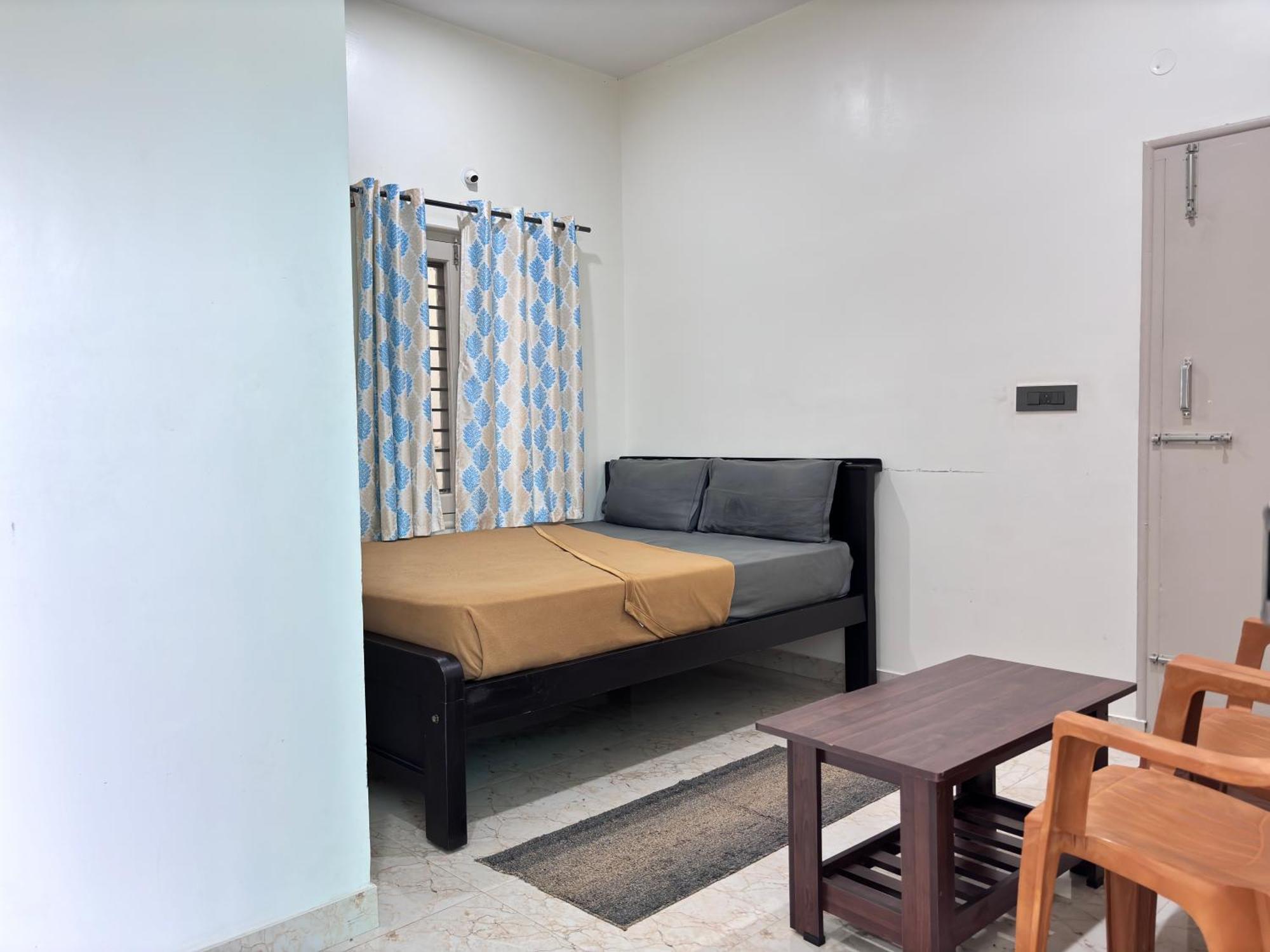 Sri Siri Lodge And Hotel Chikmagalūr Kültér fotó